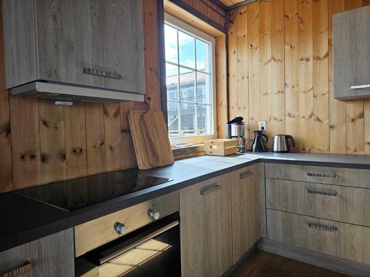 Fab 8 Sardinfabrikken - Fedje Island Aparthotel Екстериор снимка