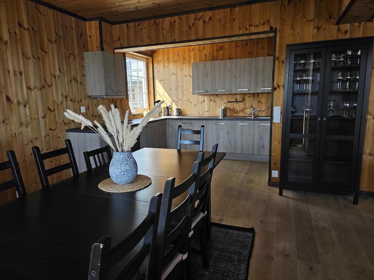 Fab 8 Sardinfabrikken - Fedje Island Aparthotel Екстериор снимка