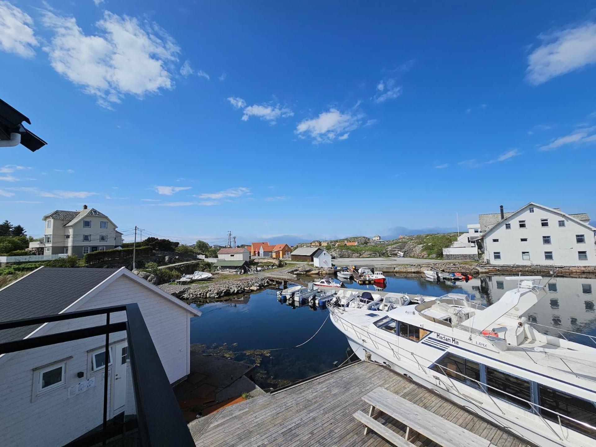Fab 8 Sardinfabrikken - Fedje Island Aparthotel Екстериор снимка